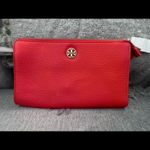 Tory Burch Purse, Orange Leather Crossbody Clutch. Barely Used Tory Burch Pouch